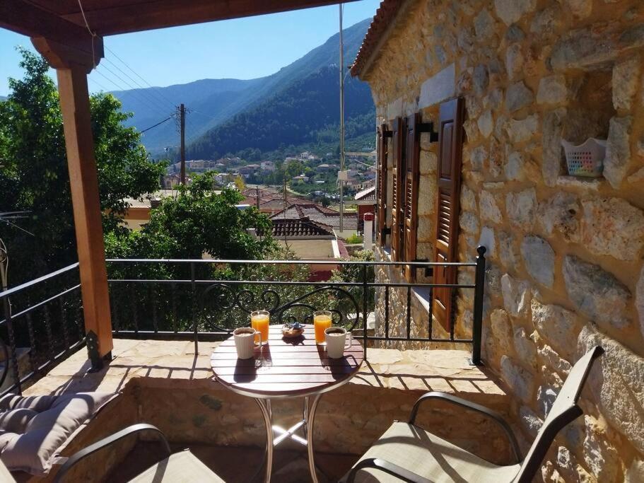 Tsolakis Luxury House Villa Leonidio Bagian luar foto