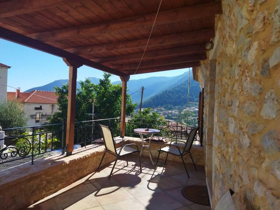 Tsolakis Luxury House Villa Leonidio Bagian luar foto