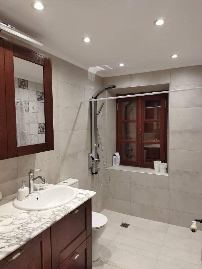 Tsolakis Luxury House Villa Leonidio Bagian luar foto